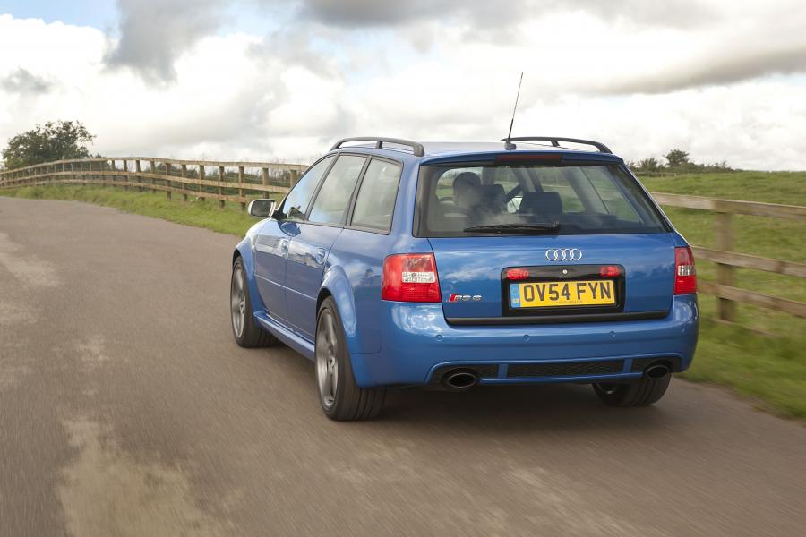  Audi RS6 plus Avant (4B, C5) 2004 года  (UK) (фото 8 из 14)